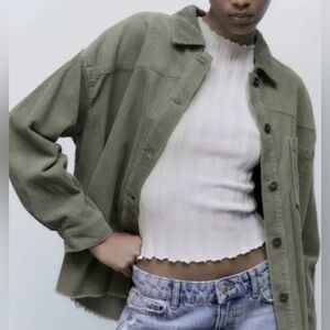 ZARA Sz M Shirt Jacket Oversized Corduroy Pockets Button Closure 100% Cotton